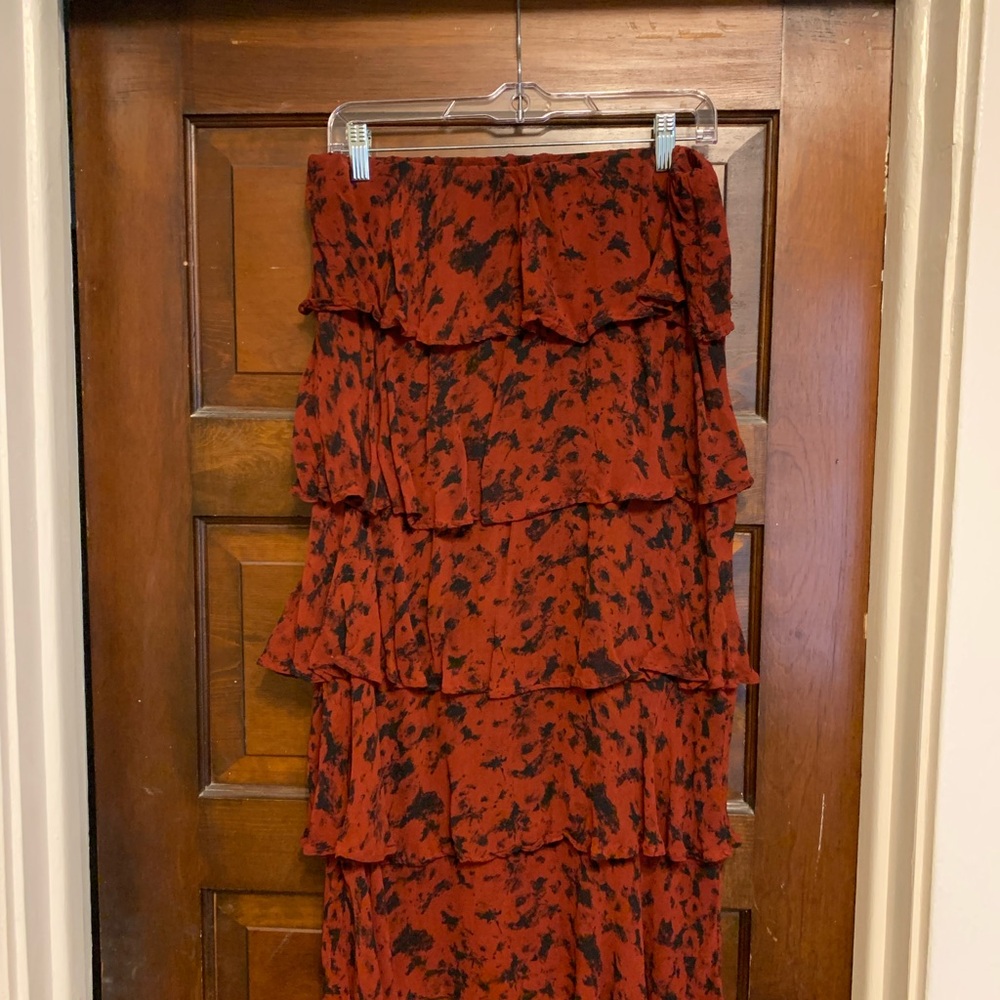 Elegant Red and Black Tiered Skirt